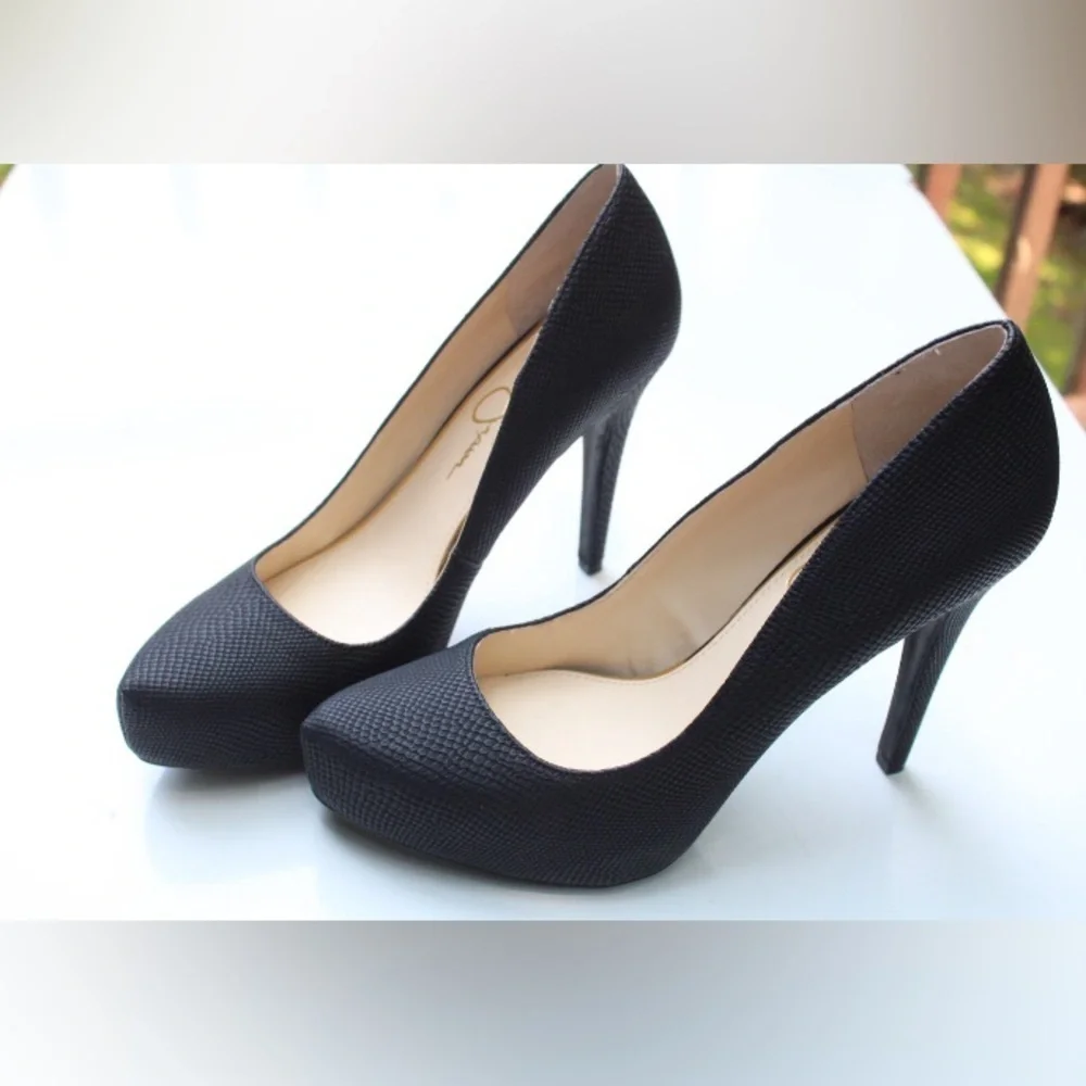 NWOT Jessica Simpson platforms